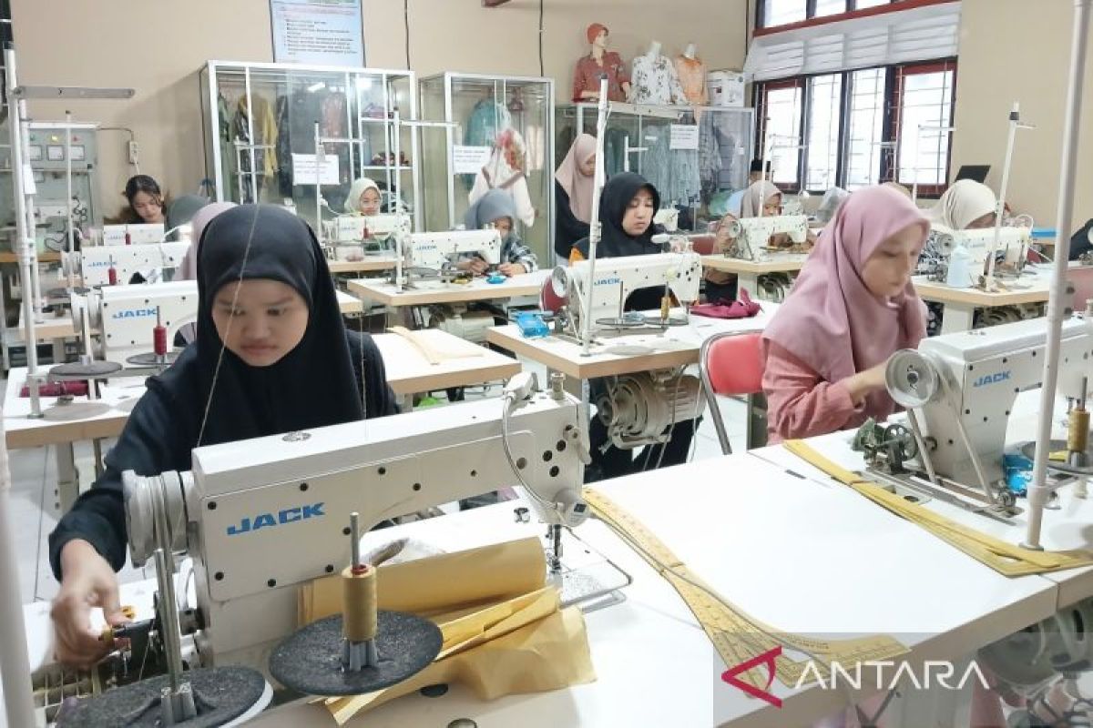 Keluarga  petani tembakau Temanggung pelatihan berbasis kompetensi