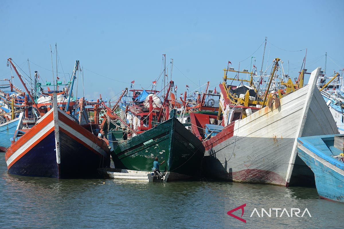 FOTO - Nelayan libur melaut sambut tradisi meugang Idul Adha