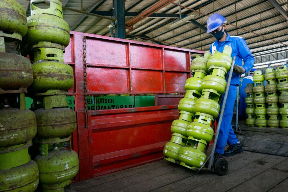 Pertamina imbau warga Lampung beli LPG 3 kg di pangkalan resmi