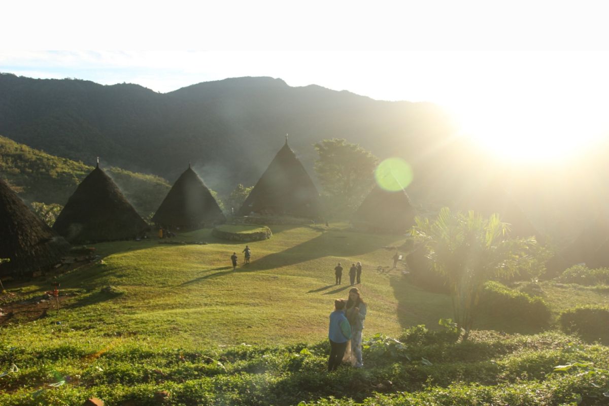 Kampung adat Waerebo, desa tercantik kedua di dunia