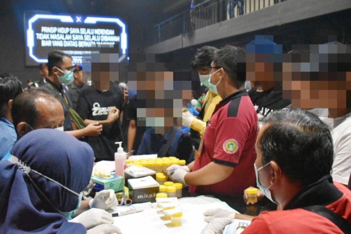 Petugas gabungan identifikasi pengunjung RHU diduga pengguna narkoba