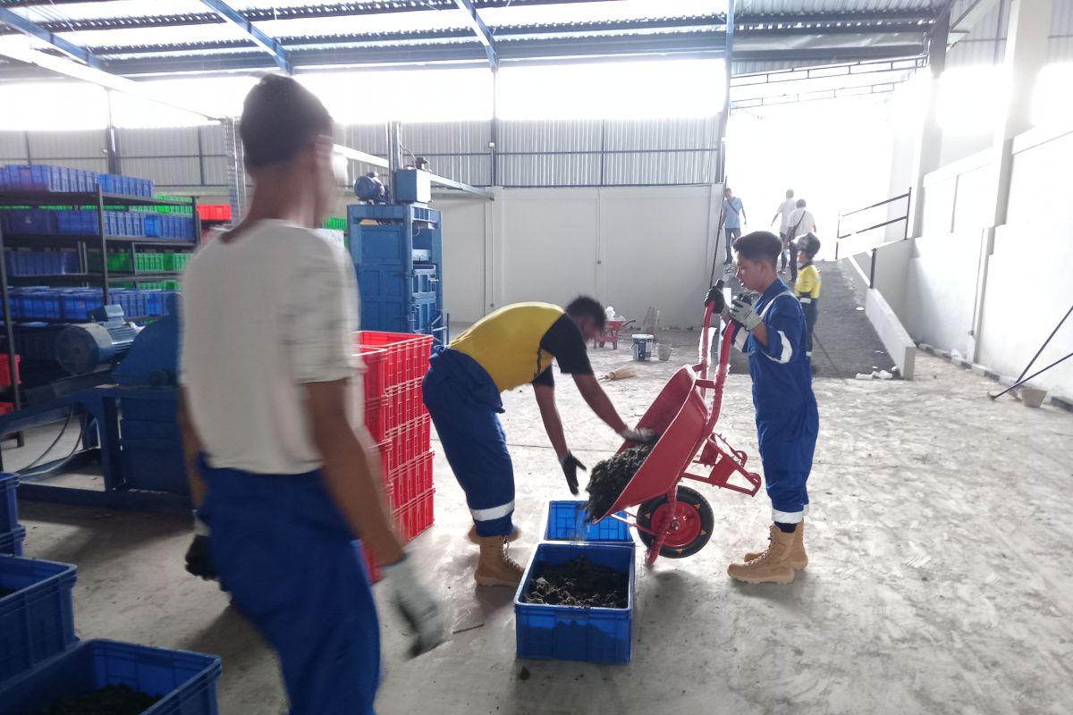 TPST Kebon Talo Mataram gunakan teknologi insinerator