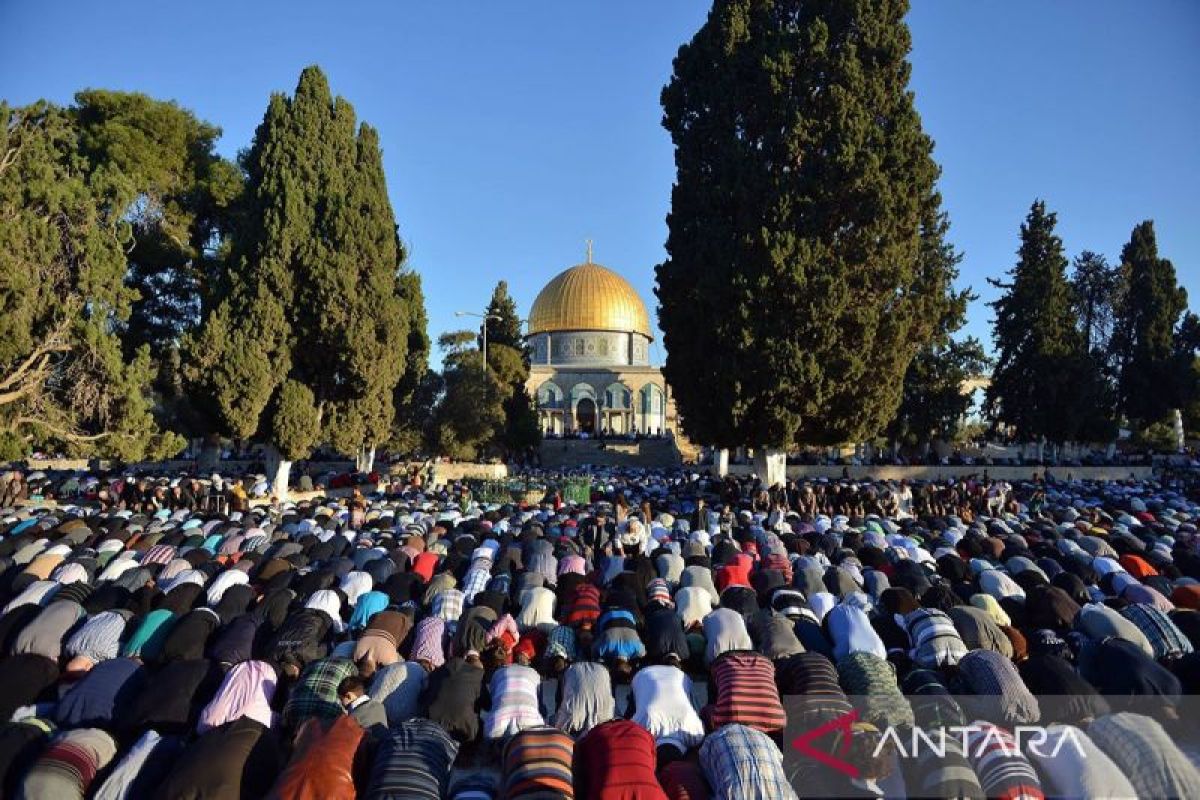 40.000 muslim Palestina salat Idul Adha di Masjid Al-Aqsa