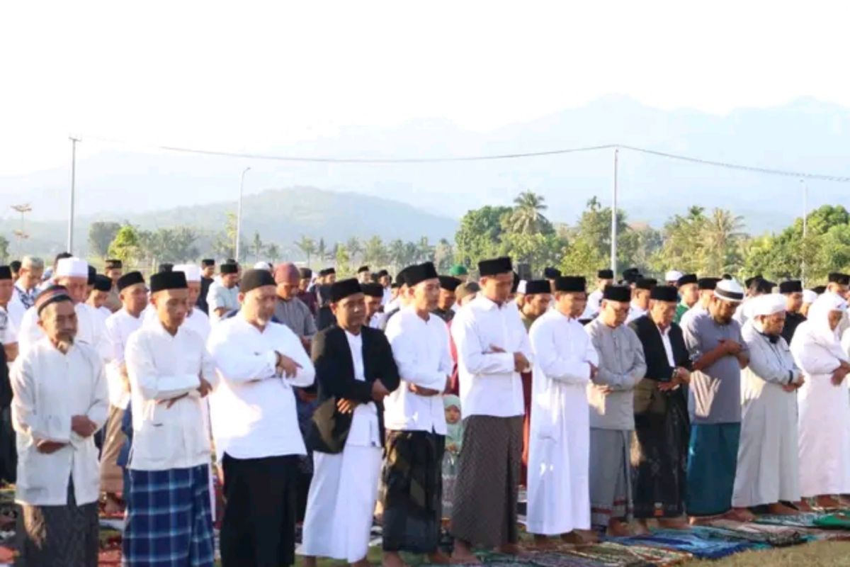 Bupati Lombok Utara ajak warga doakan jamaah haji di tanah suci Makkah