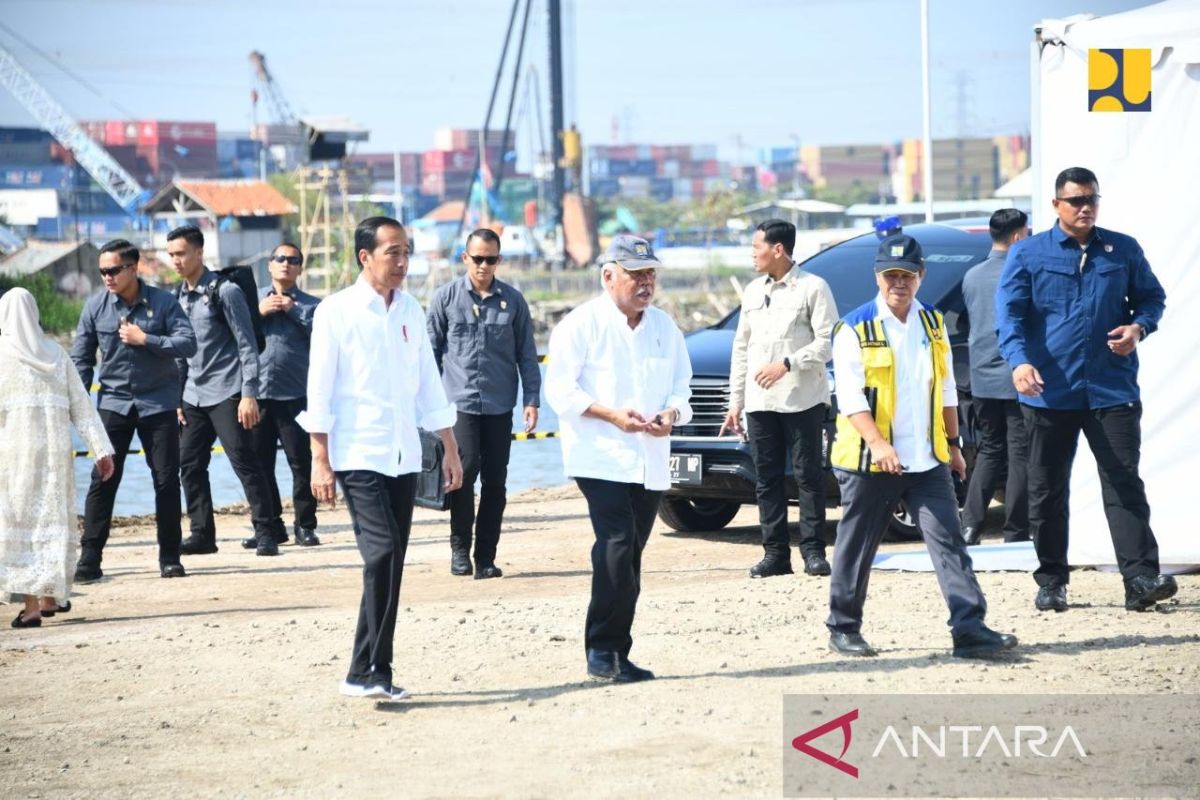 Menteri PUPR yakin dengan pembangunan tanggul laut mampu atasi rob di Semarang