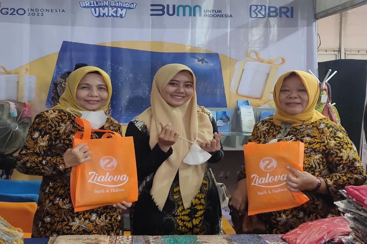 Manfaatkan KUR BRI, Zialova Batik jadi produsen fashion lokal favorit di Pekalongan