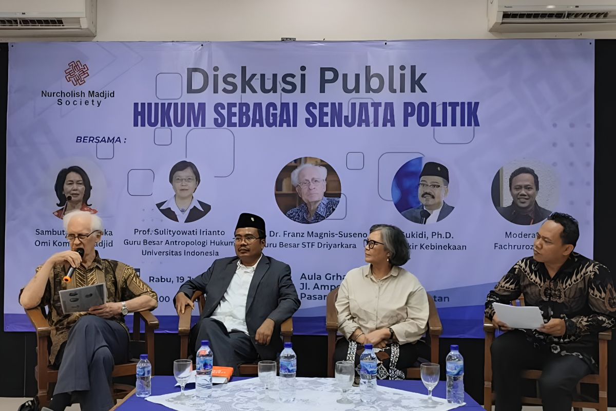 Romo Magnis sebut partai oposisi penting untuk demokrasi