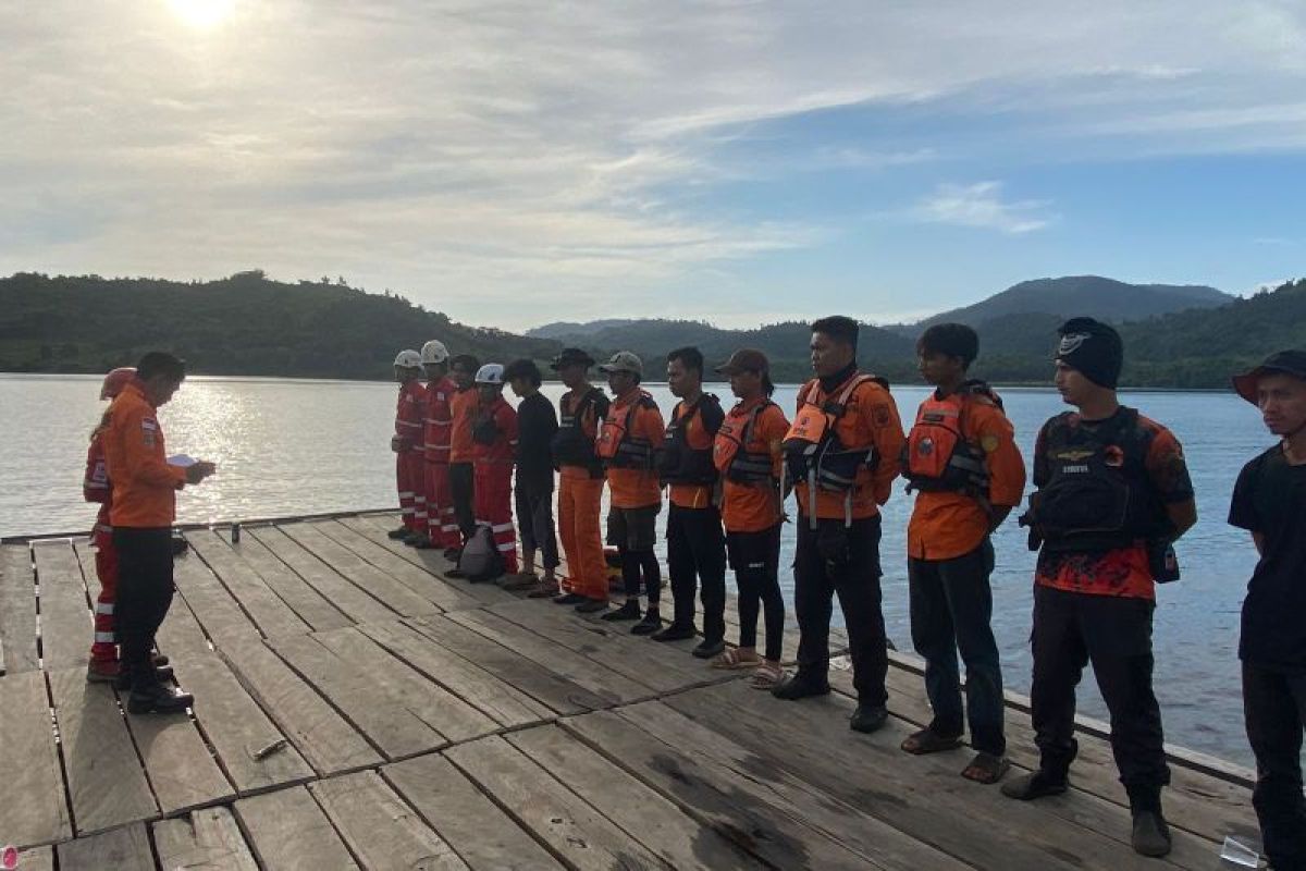 Tim SAR Gabungan lanjutkan pencarian nelayan tenggelam di Lutim