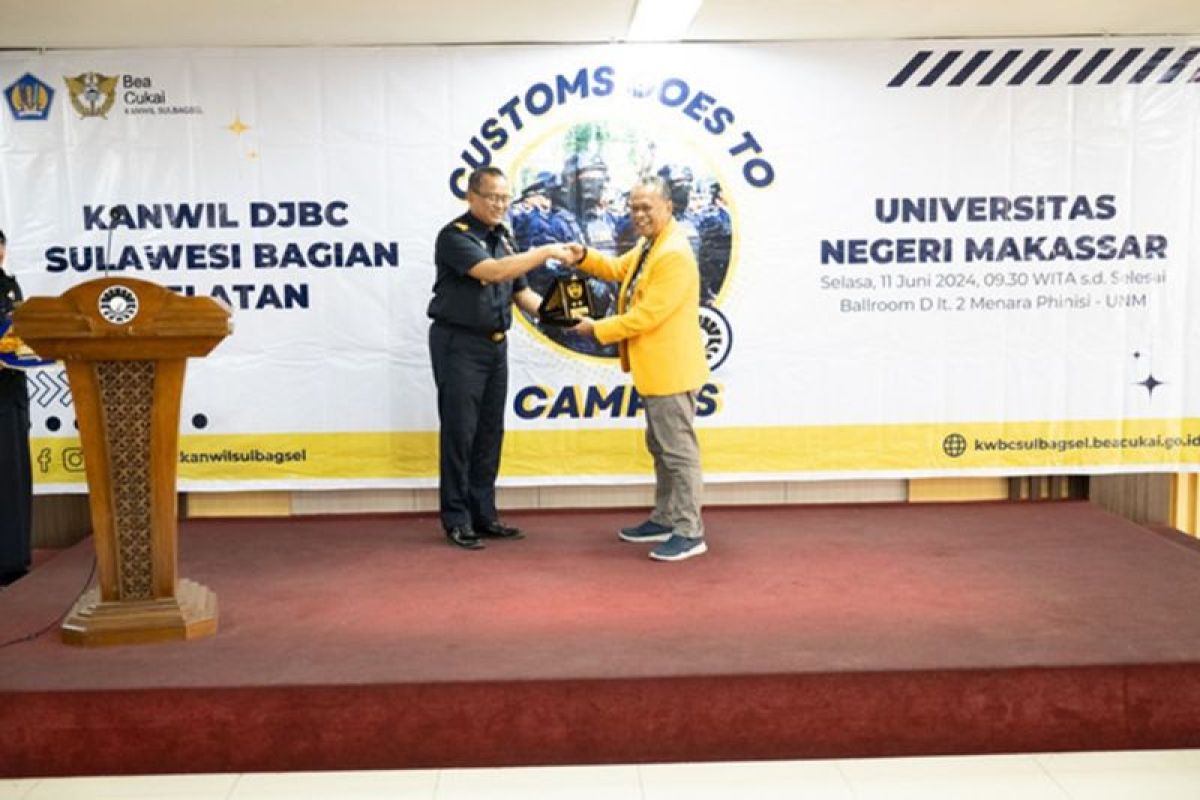 Program Customs Goes To Campus Dorong Literasi Kepabeanan di Kalangan Mahasiswa