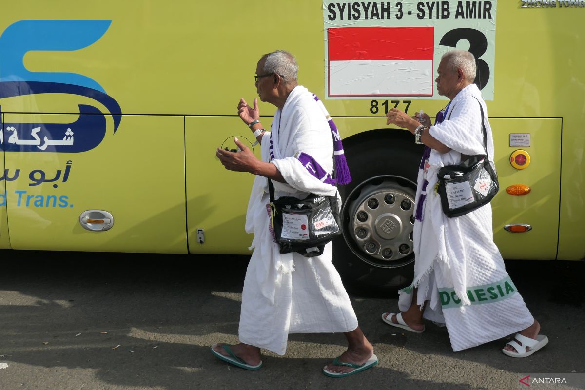 Bus shalawat kembali beroperasi layani jamaah ke Masjidil Haram