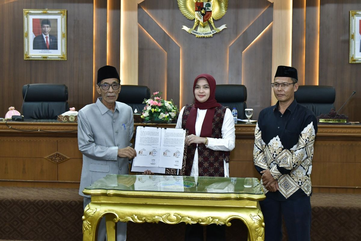 Wakil Bupati Batanghari hadiri rapat paripurna DPRD