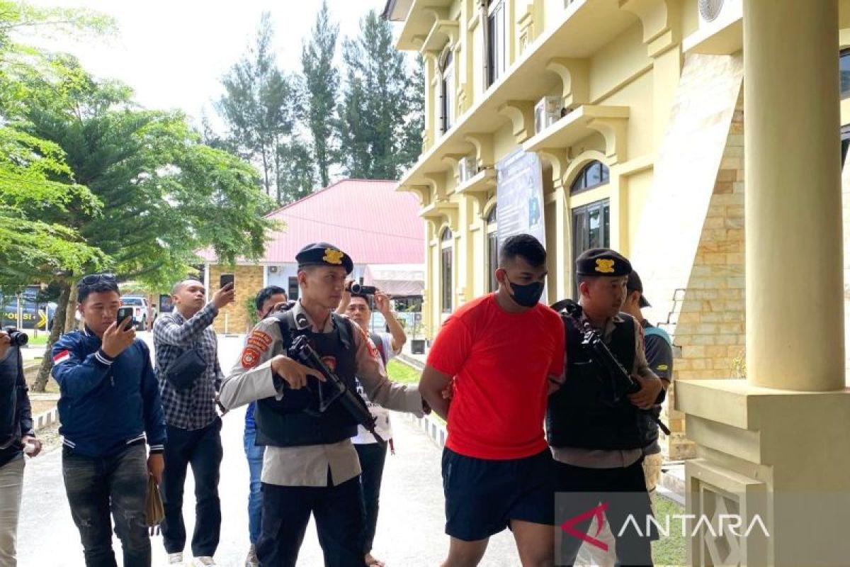 Polresta Kendari tangkap pelaku penyelundupan sabu 1 Kg