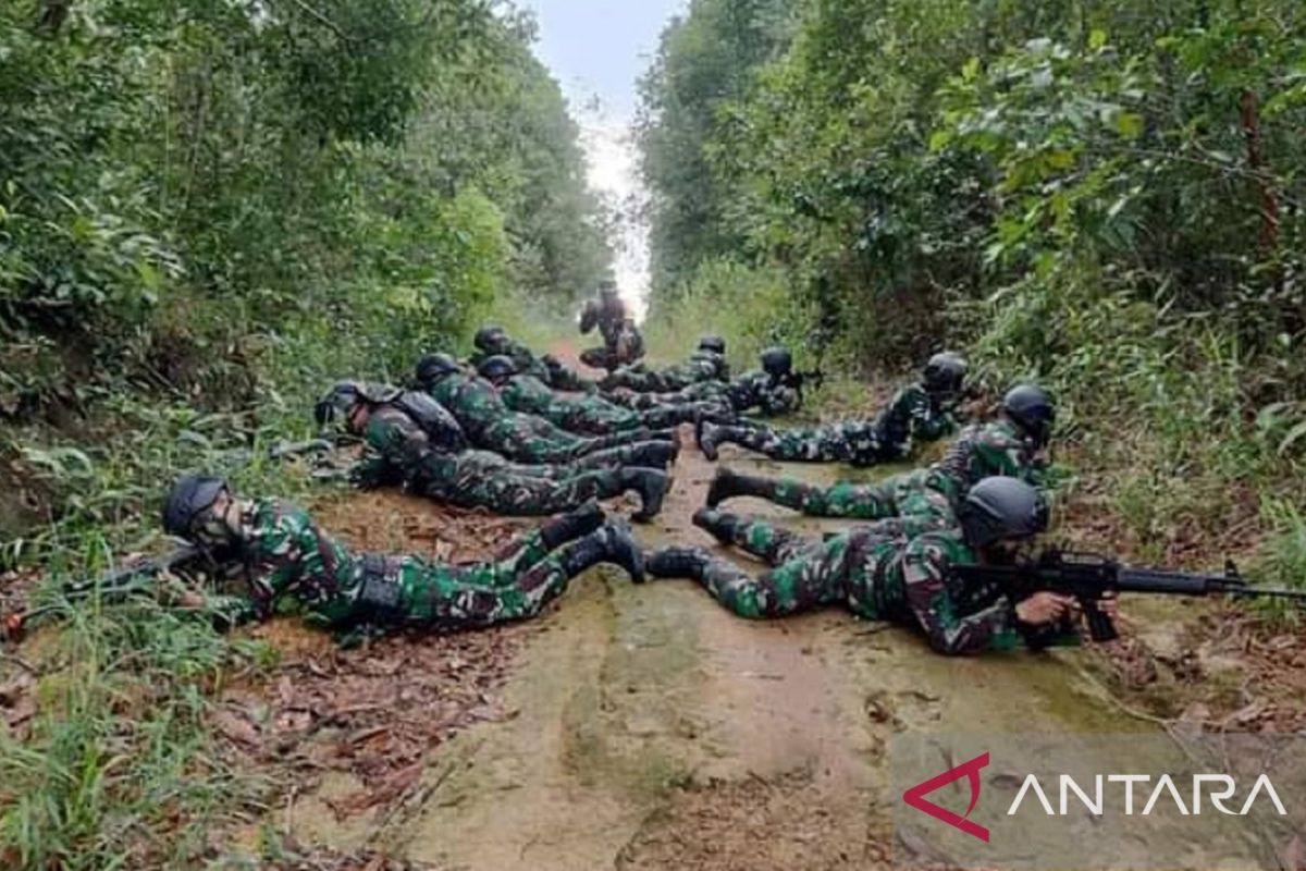 Personel Lanud HAS Hanandjoeddin Belitung laksanakan latihan pertahanan pangkalan