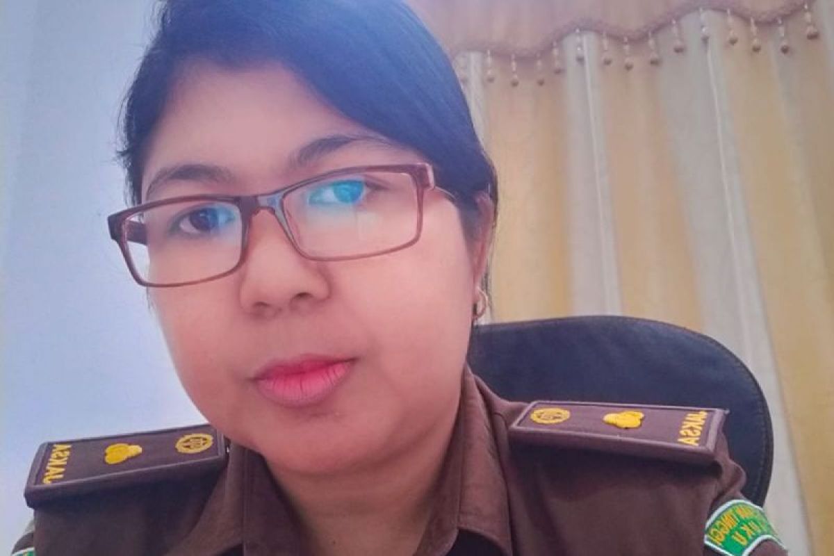 Penuntut umum limpahkan berkas korupsi dana desa di Maluku Tengah