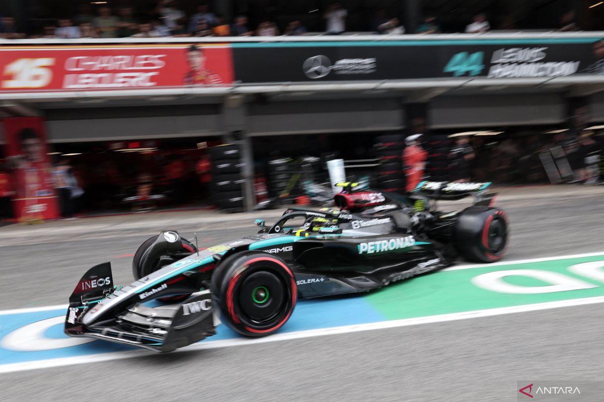 Pembalap Lewis Hamilton bersyukur di kualifikasi GP Spanyol