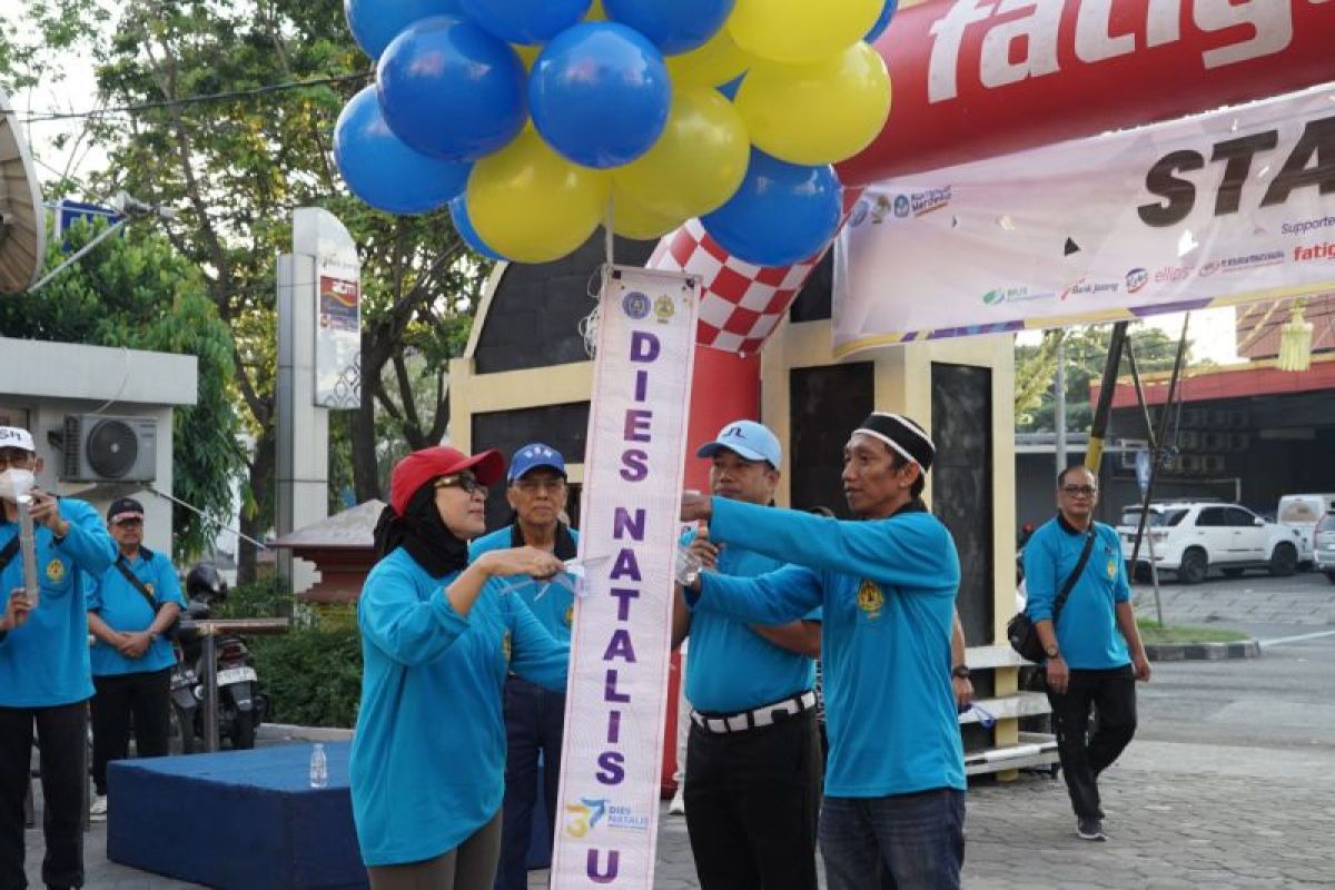 Peringati Dies Natalis ke-37, USM gelar jalan sehat