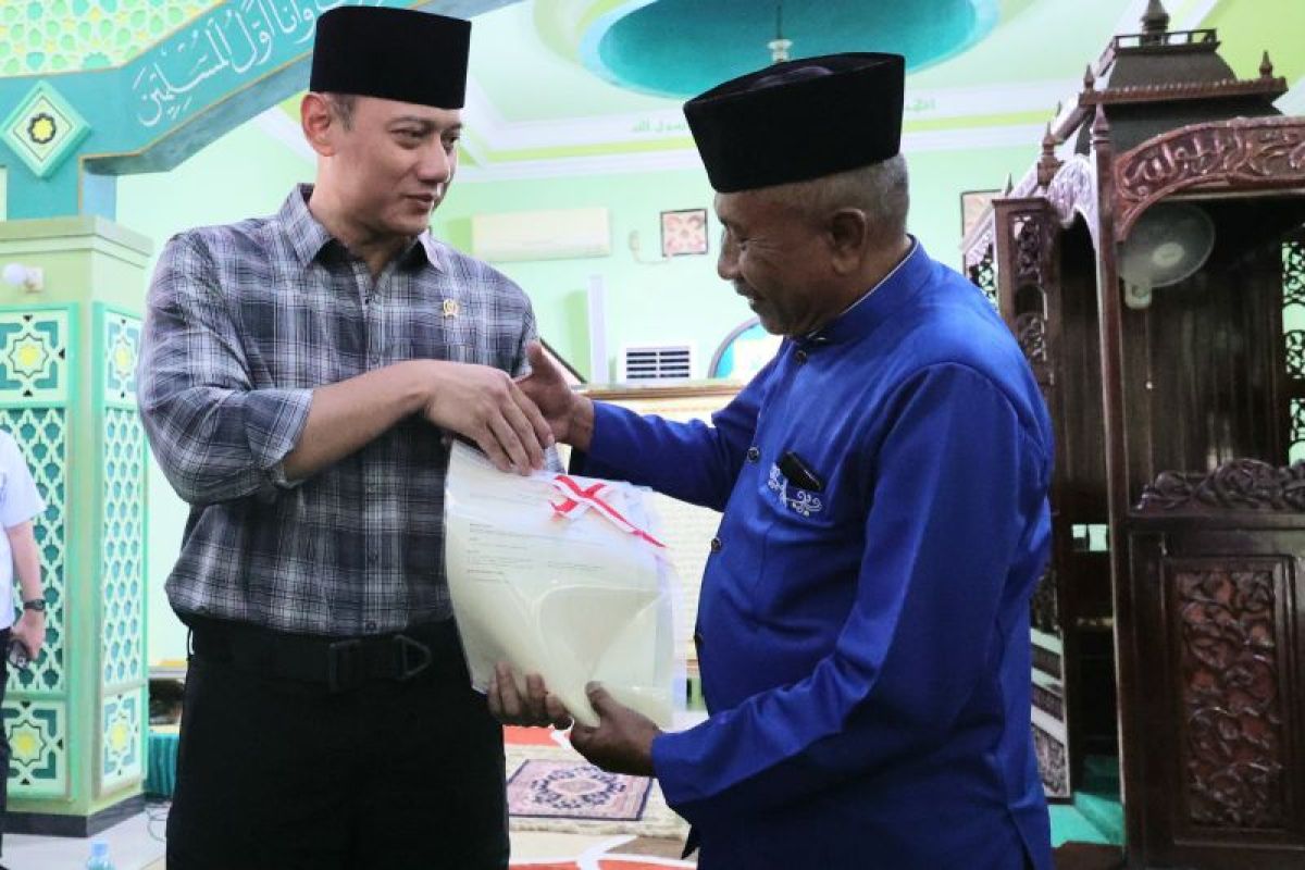 Warga Tanjung Hulu, Pontianak Timur tak lagi khawatir kehilangan masjid