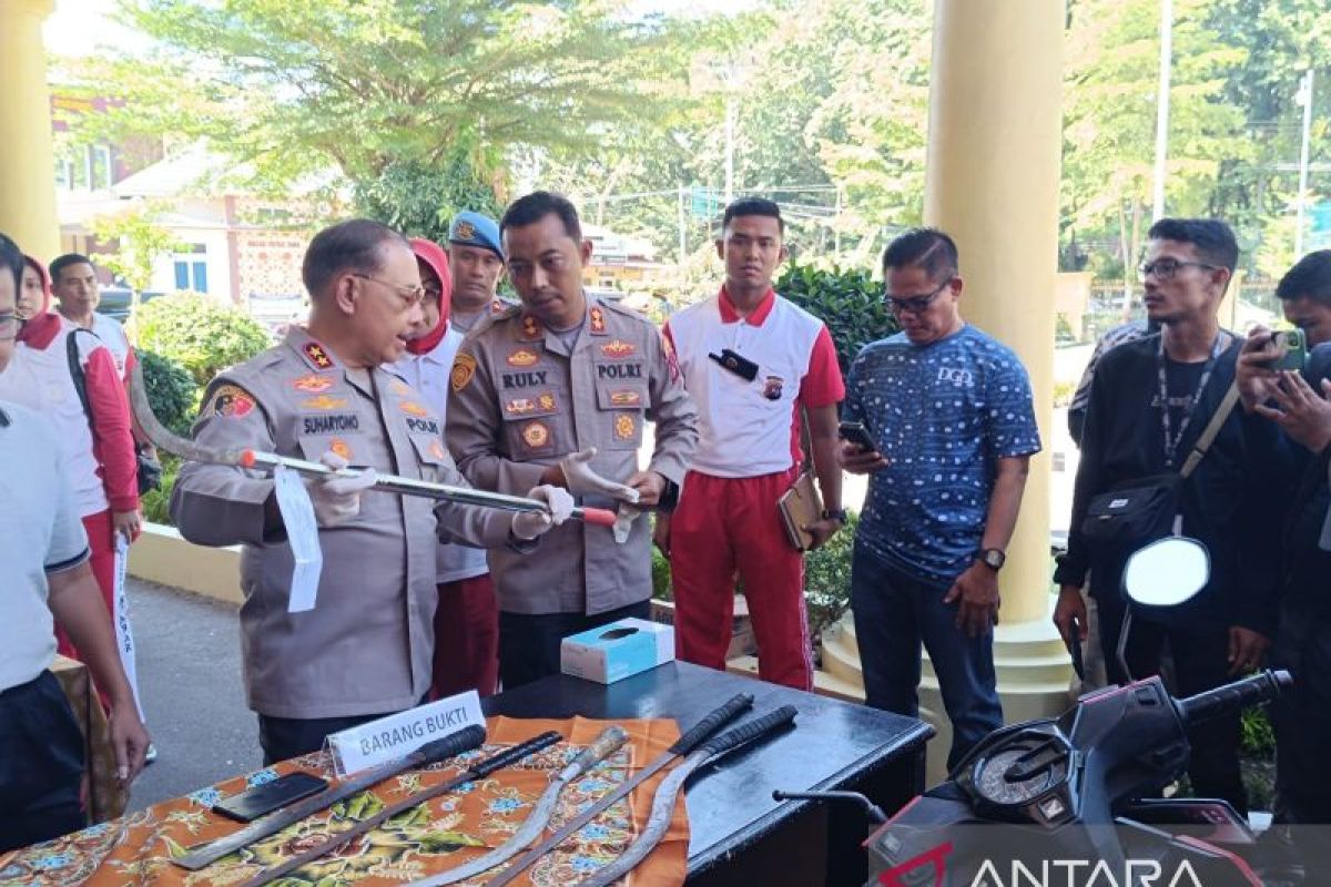 Kapolda Sumbar pastikan kasus penemuan mayat di Kuranji diusut tuntas