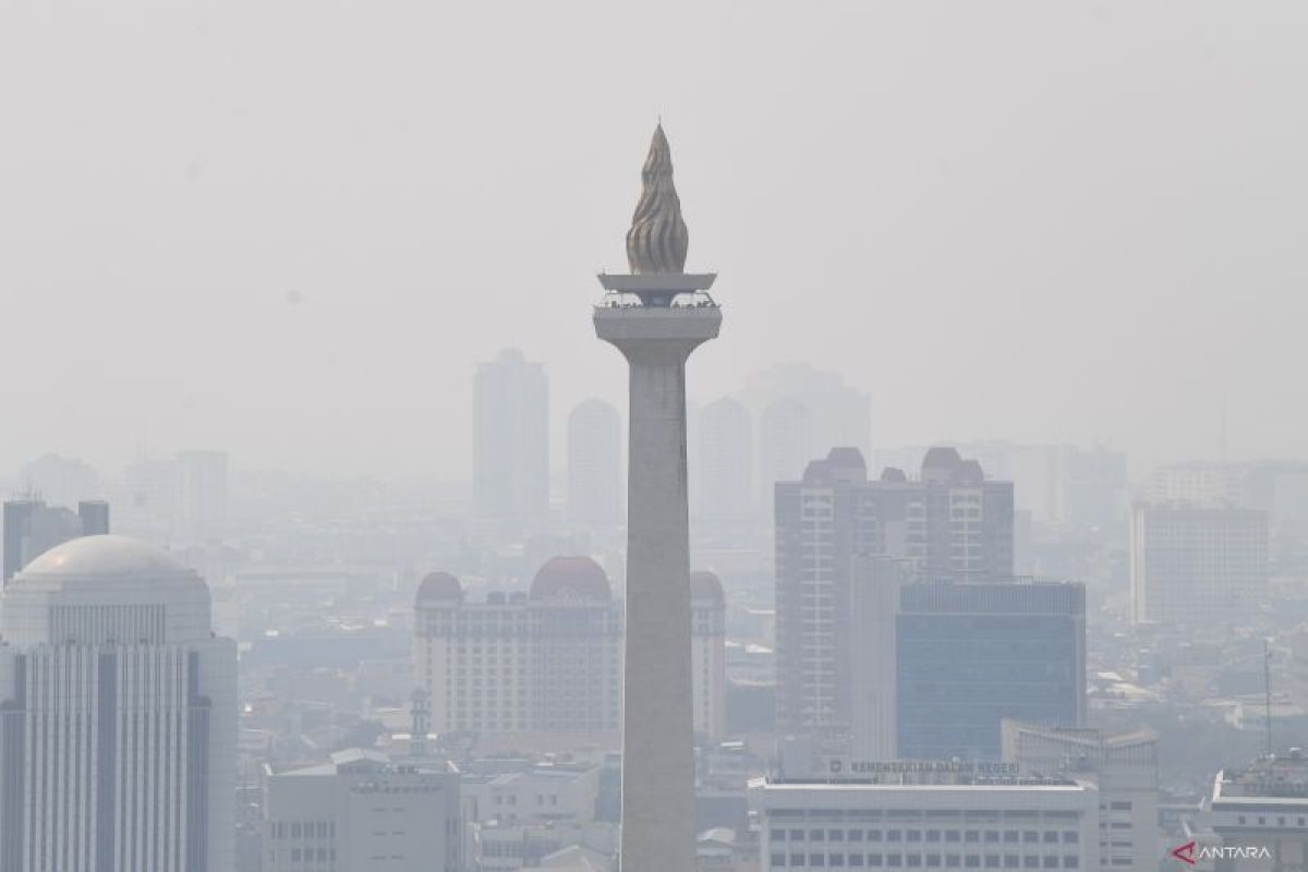 Lagi, kulitas udara Jakarta peringkat satu terburuk sedunia