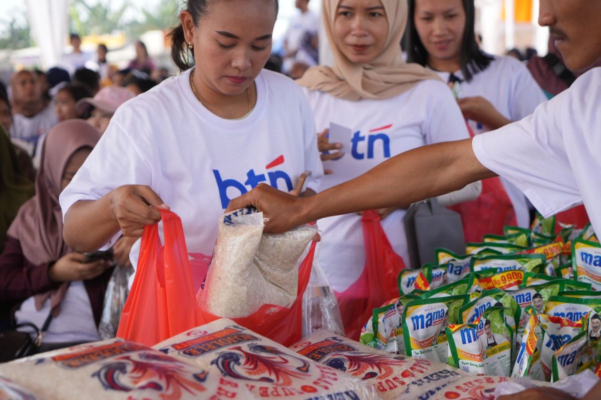 MGK-BTN sediakan sembako murah bagi warga Serang