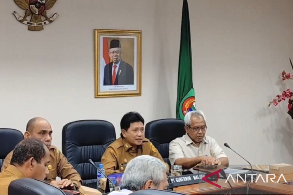 Pemprov Maluku intensifkan operasi pasar untuk  kendalikan inflasi