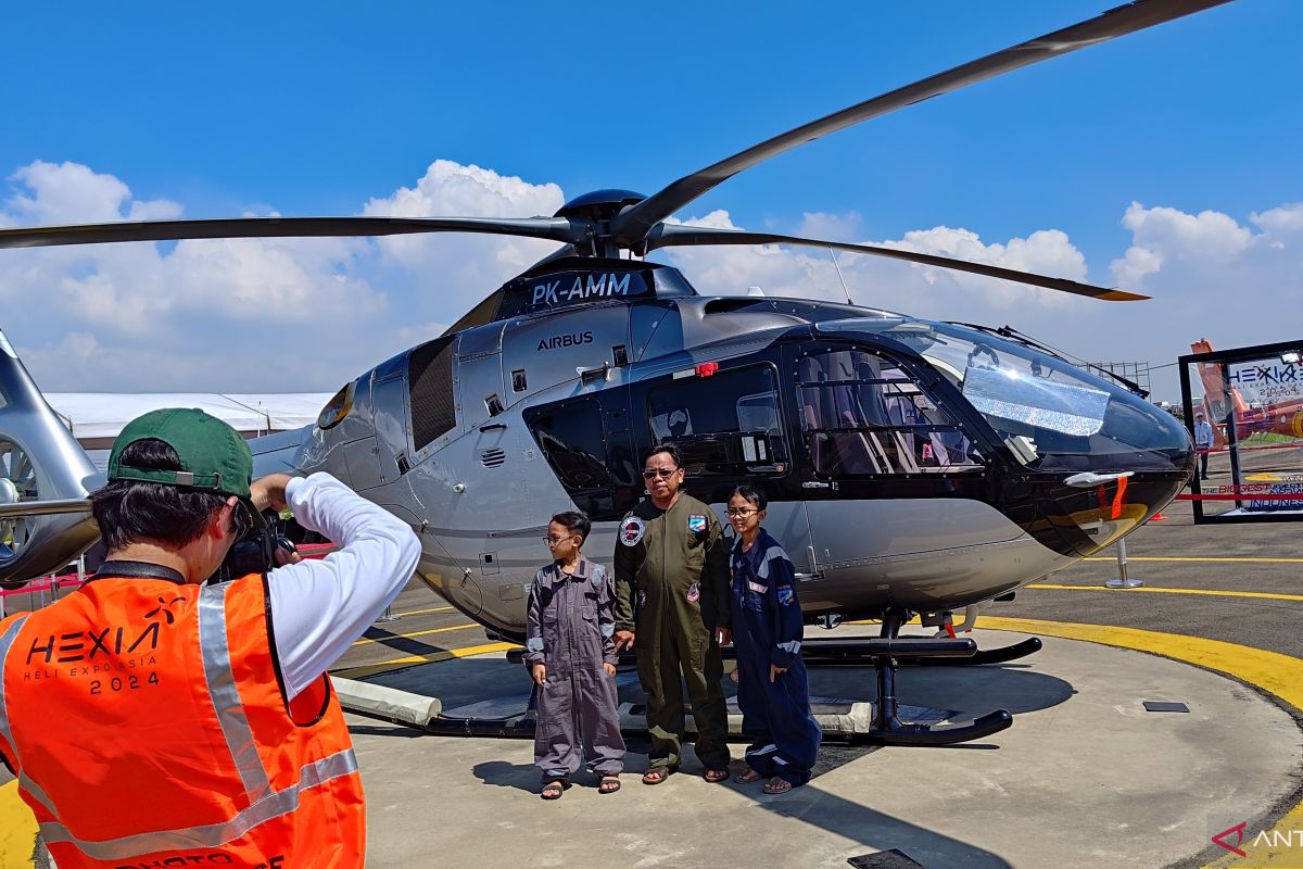 Pabrikan dan produsen helikopter ramaikan pameran Hexia 2024 di Cengkareng