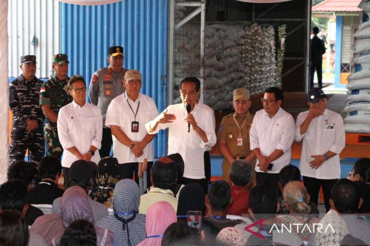 Presiden pastikan beras bantuan warga Palangka Raya dalam kondisi baik