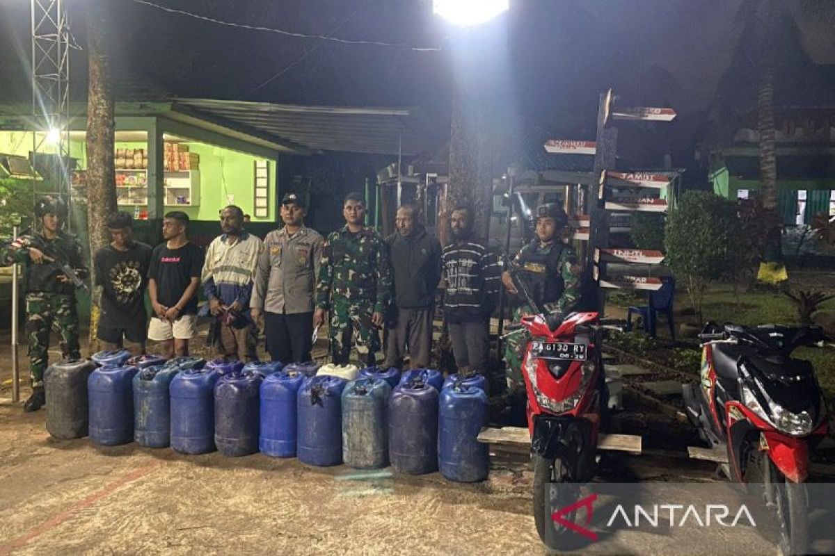 Satgas Pamtas RI-PNG gagalkan penyelundupan 700 liter BBM ke PNG