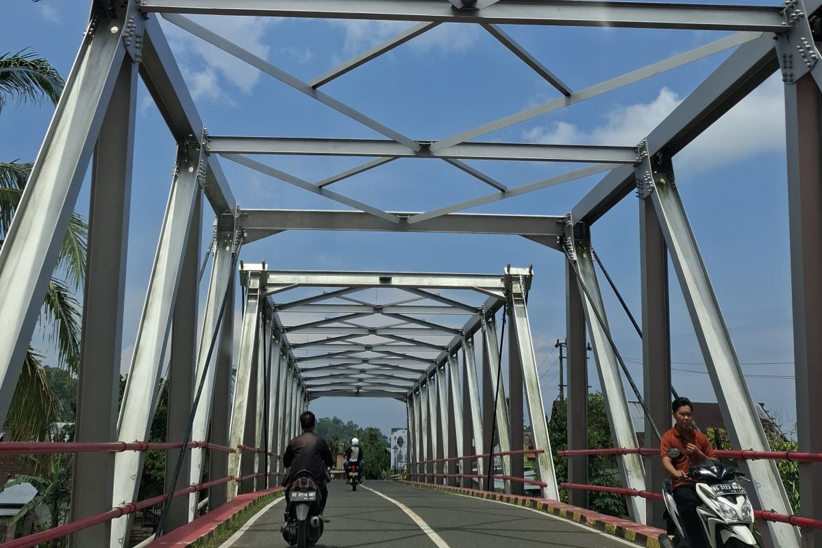 Pemprov Lampung menargetkan tangani perbaikan 290 jembatan di 2024