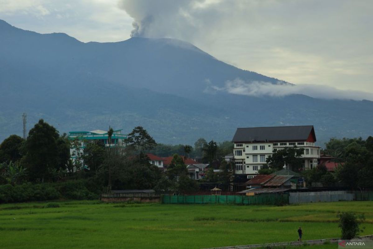 Stasiun GAW: Gas beracun Gunung Marapi masih di bawah ambang batas