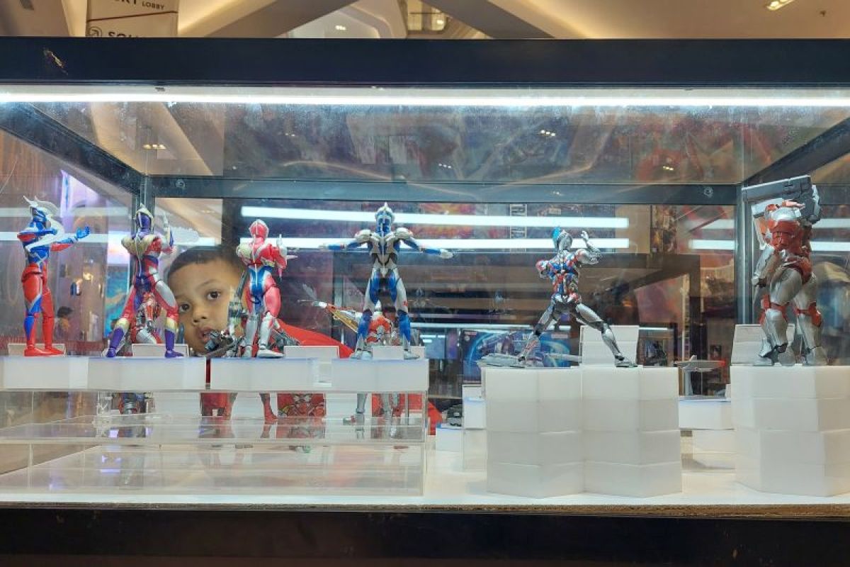 Tonton koleksi serba Ultraman dipajang di Jakarta