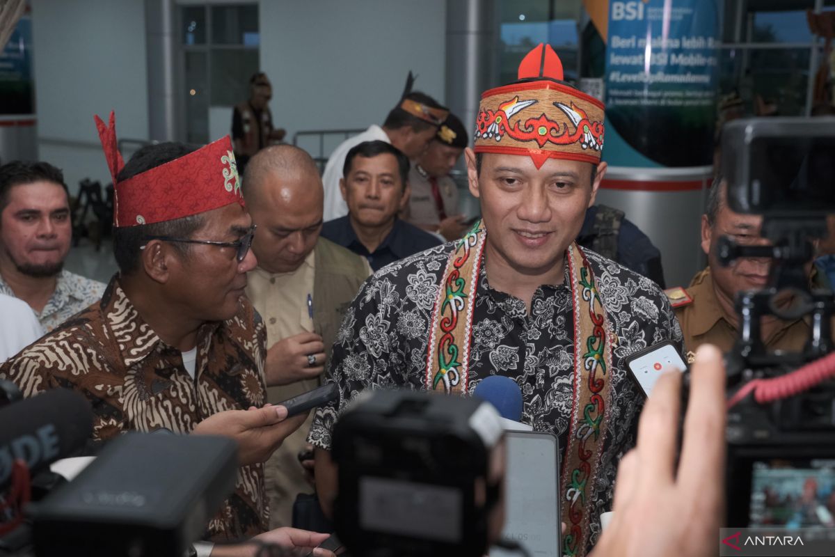 Minister AHY visits Palangka Raya to open 7th Borneo Forum