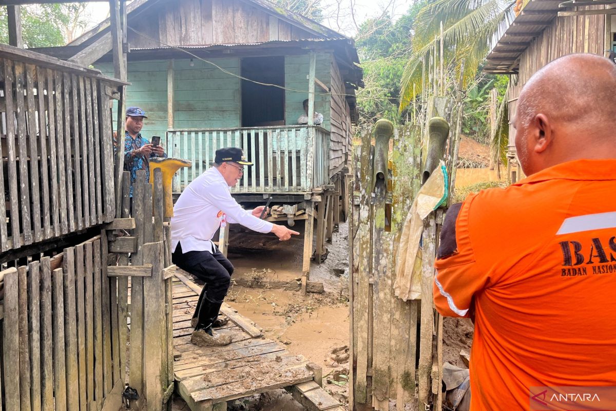 Pj Bupati Penajam: Satuan kerja terkait pantau  wilayah banjir Sepaku