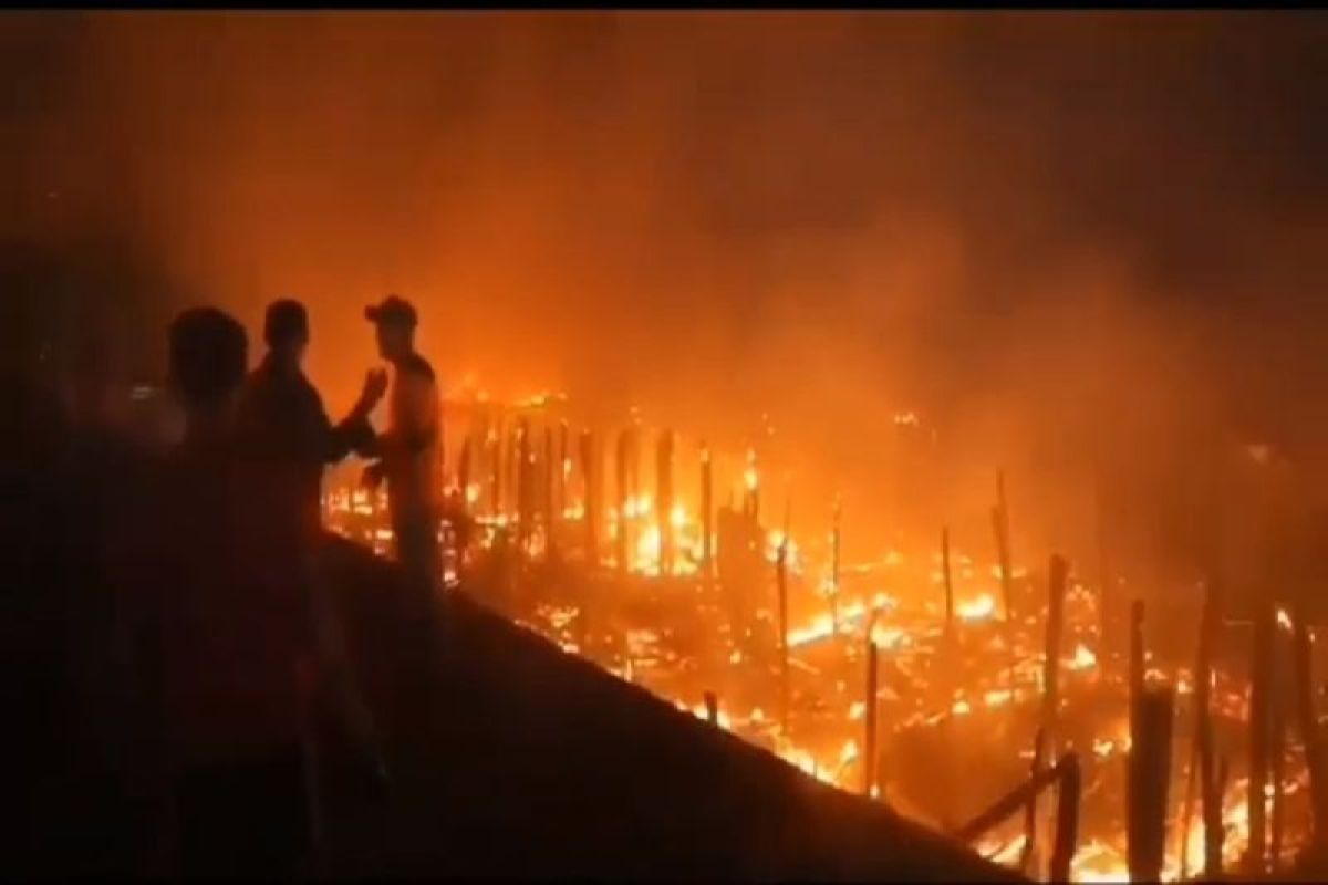 Puluhan rumah ludes terbakar di Tanah Bumbu