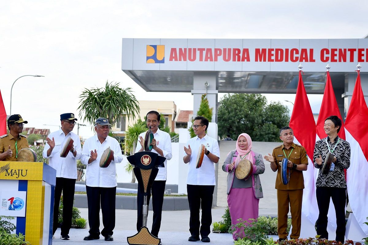 Presiden Jokowi resmikan pembangunan dan renovasi sarana pendidikan Kalteng