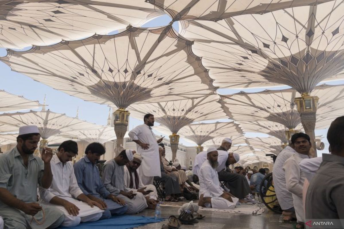 Mengenal lebih  dekat Masjid Nabawi rumah sang kekasih