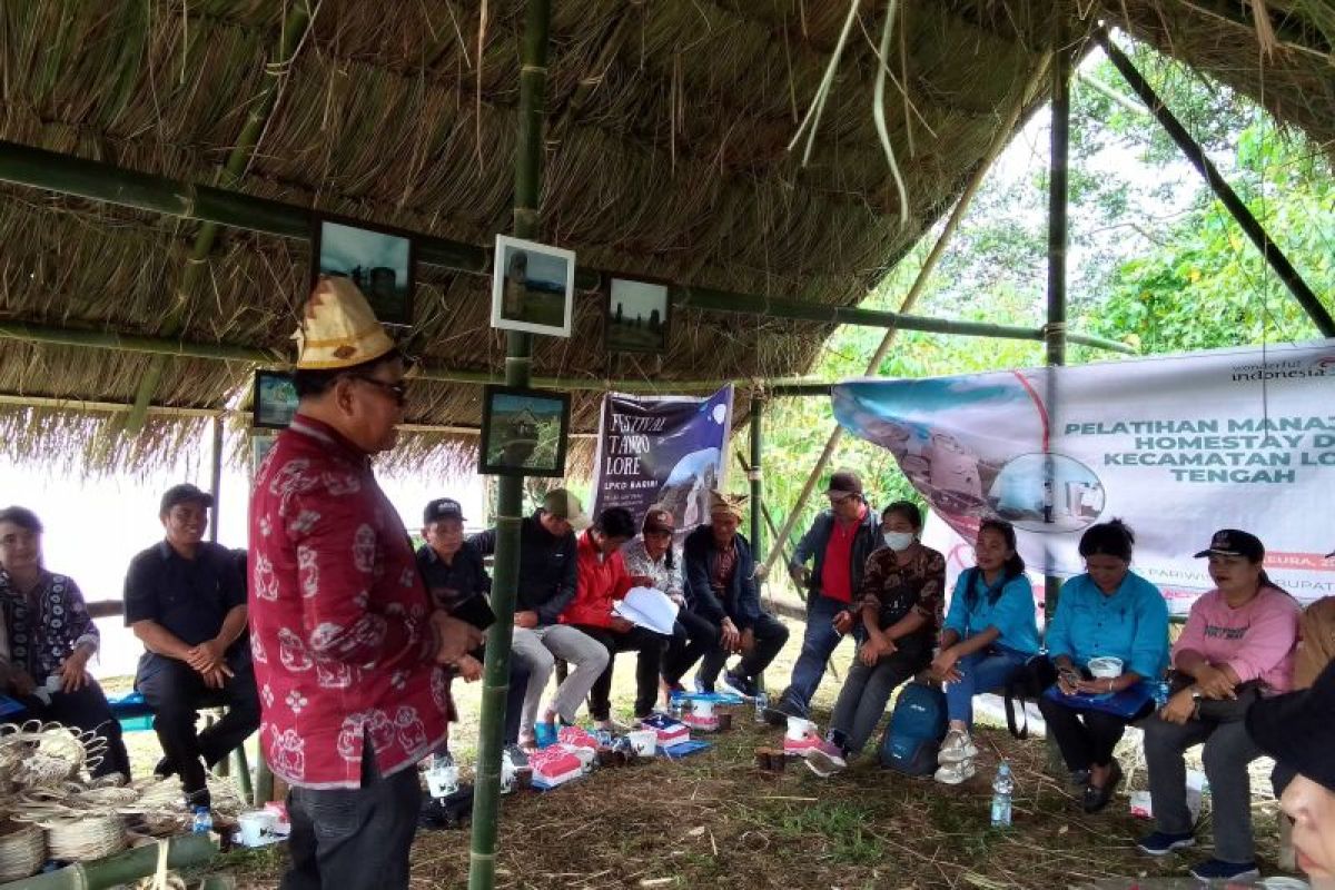 Dispar Poso berikan pelatihan manajemen homestay ke warga Lore Tengah