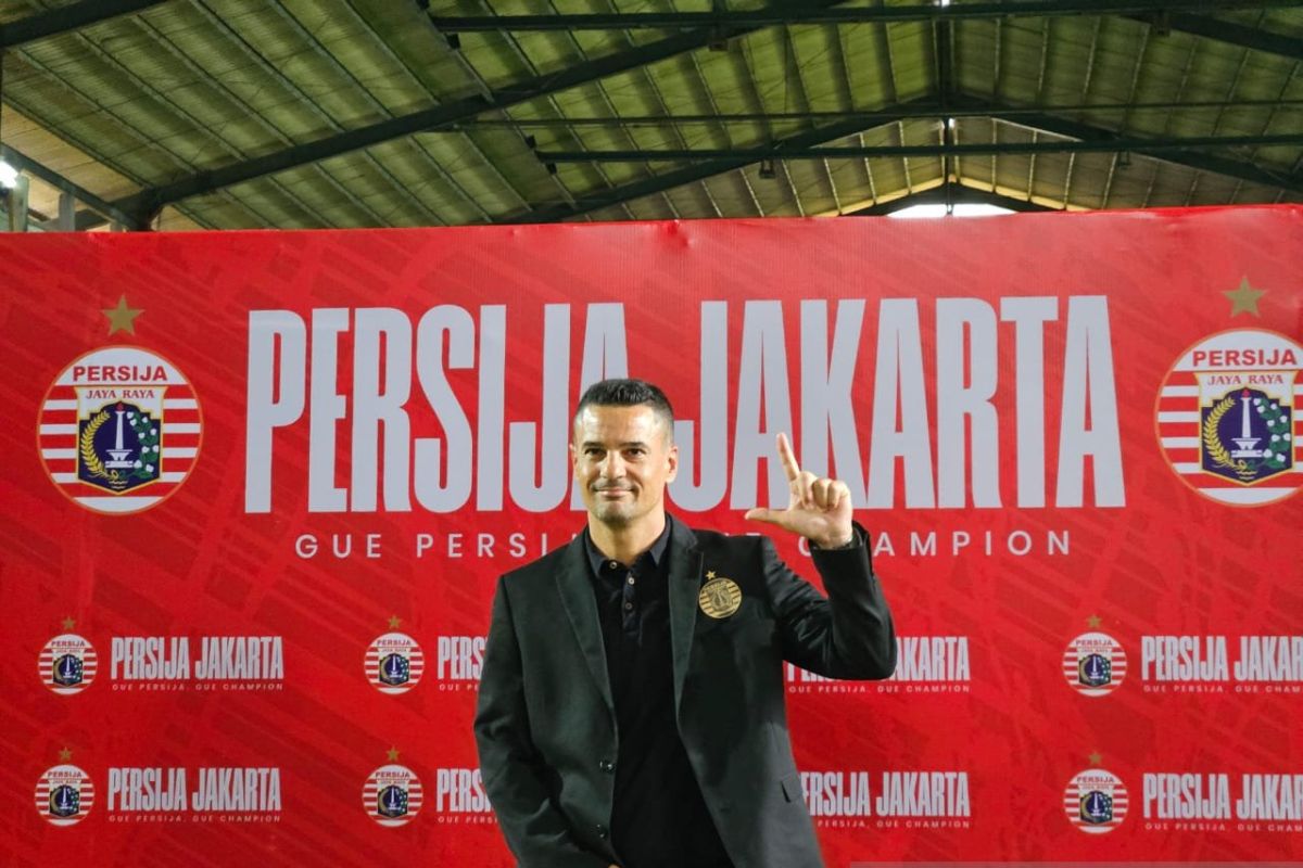 Liga 1: Pelatih anyar Persija Carlos Pena minta dievaluasi