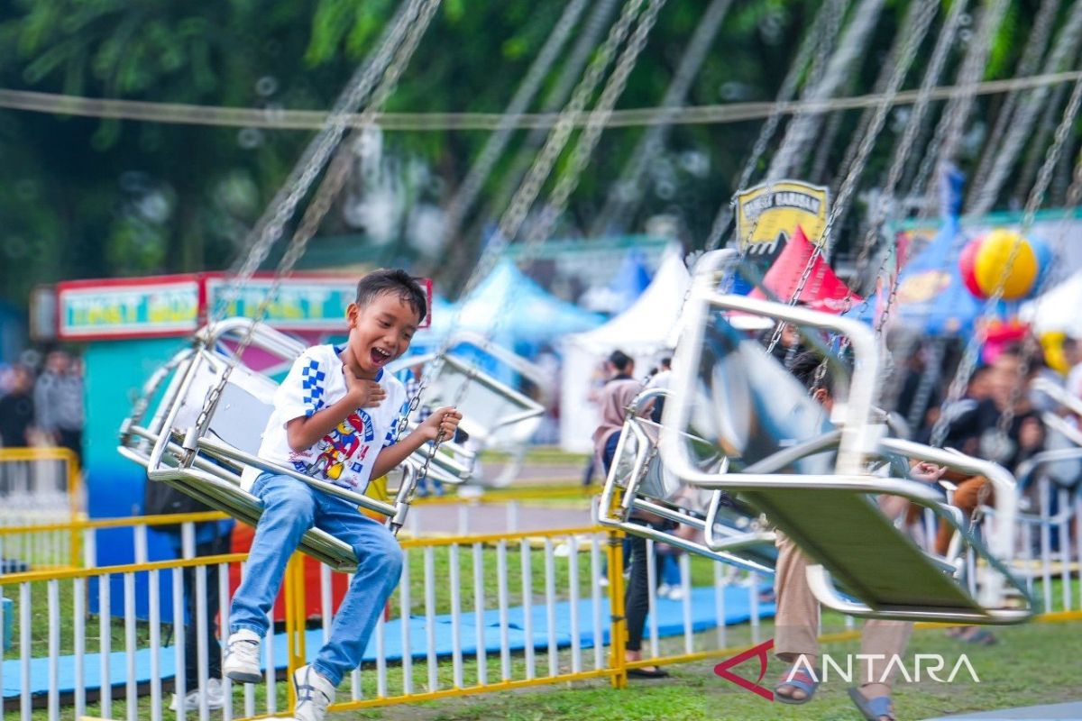 Colorful Medan Carnaval meriahkan HUT ke-434 Kota Medan