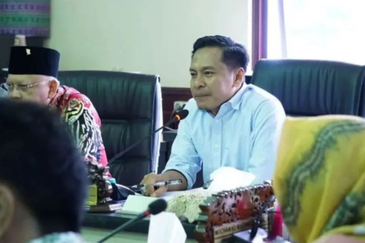 Komisi A sarankan pemblokiran KK dibarengi bimtek petugas kelurahan