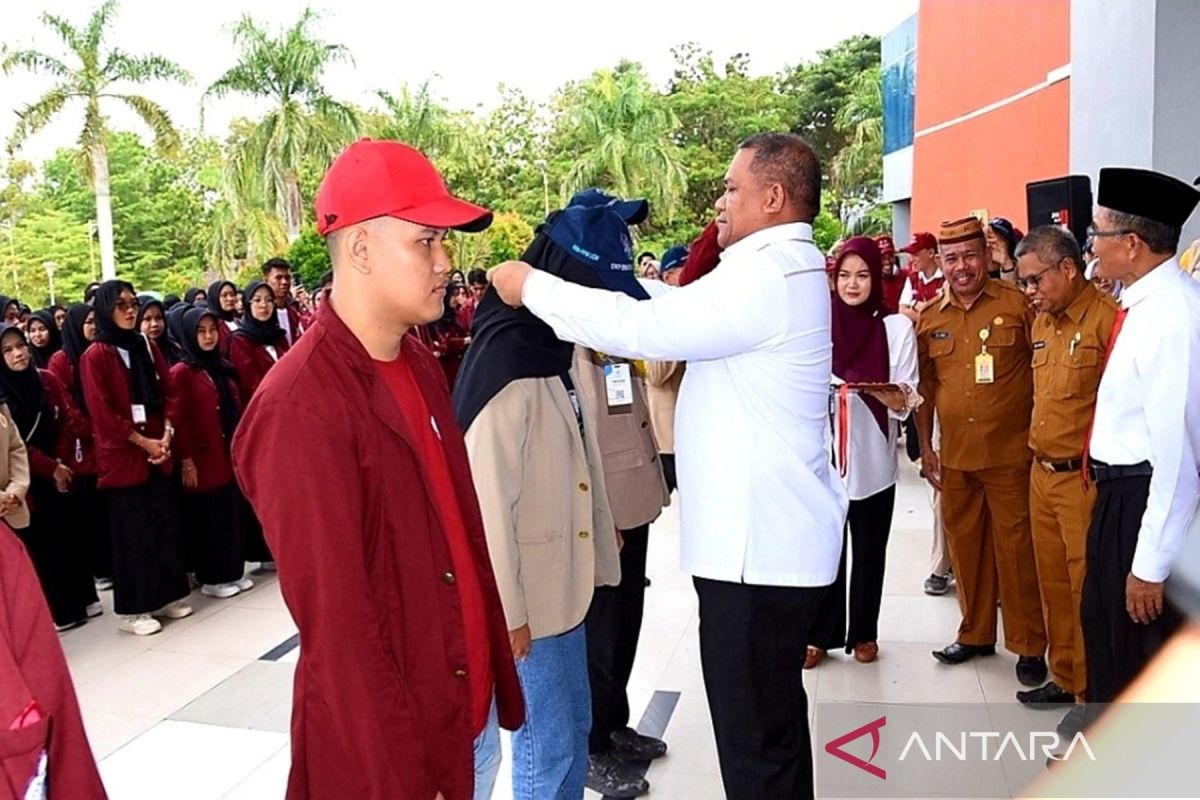 Ratusan mahasiswa UNG mengikuti program kuliah kerja nyata