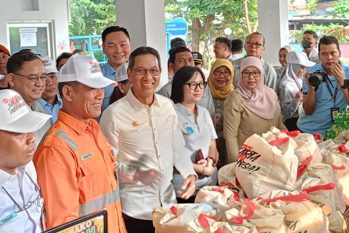 DKI sediakan seribu paket sembako murah di RPTRA Pulo Gundul Johar Baru