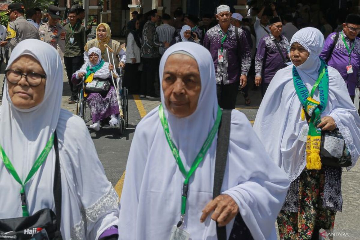 Biro perjalanan berharap diberi kesempatan untuk layani haji reguler