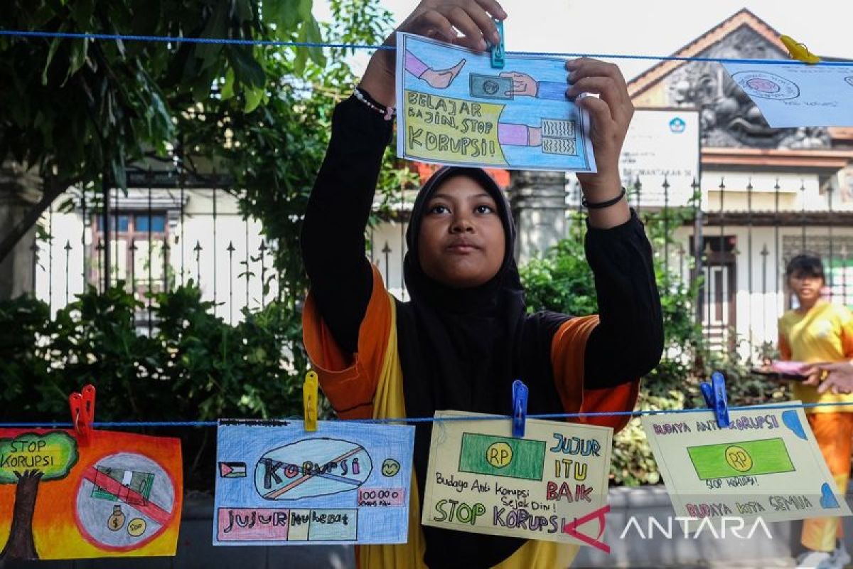 Membangun peradaban antikorupsi di sekolah