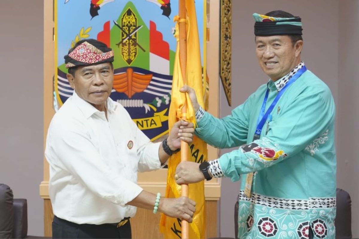 Gubernur Lepas Kontingen Kaltara Menuju Utsawa Dharma Gita Nasional XV Tahun 2024