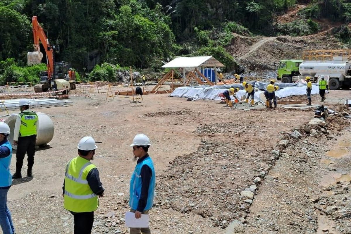 Pelaku industri di Luwu menghasilkan produk dari energi hijau PLN