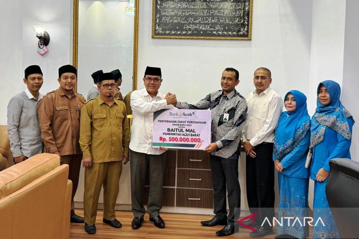 Pemkab Aceh Barat terima  zakat Rp500 juta dari Bank Aceh Syariah
