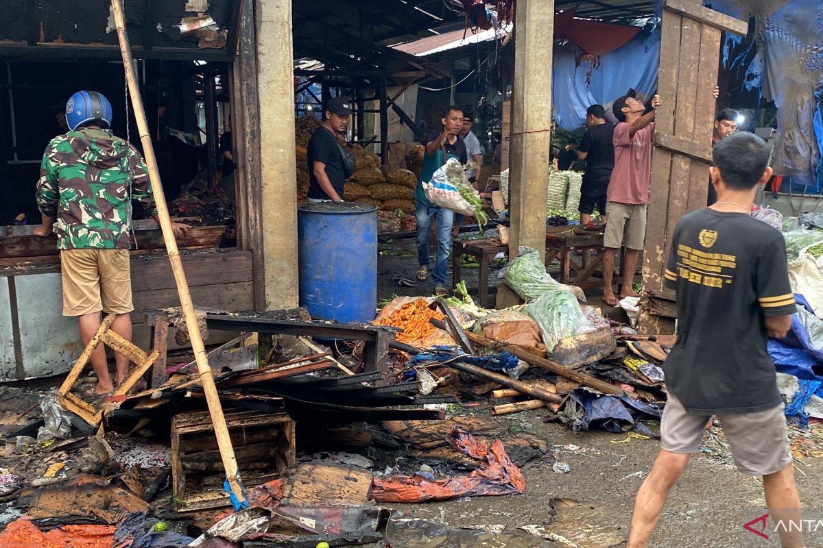 Perumda PPJ Bogor pastikan aktivitas Pasar Induk Tekum lancar pascakebakaran