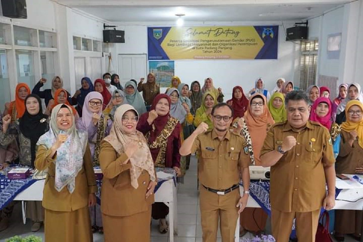 Plh. Wako Padang Panjang, perempuanharus terlibat dalam pengambilan kebijakan