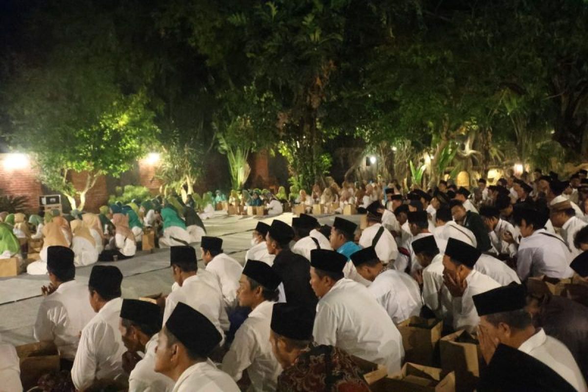 Deny-Mudawamah ajak warga Nahdliyin doa bersama jelang Pilkada Kediri